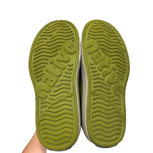 Native water shoes - Picture 3 of 6